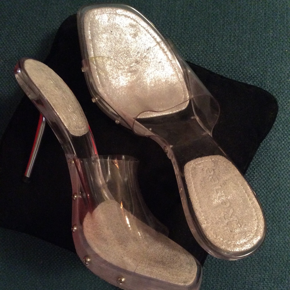 💃🏻J. RENEE CLEAR TOE W/SILVER 4-INCH SPIKE HEELS